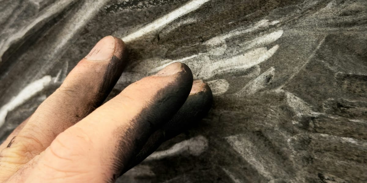 Why Charcoal Smudges Differently on Various Paper Surfaces